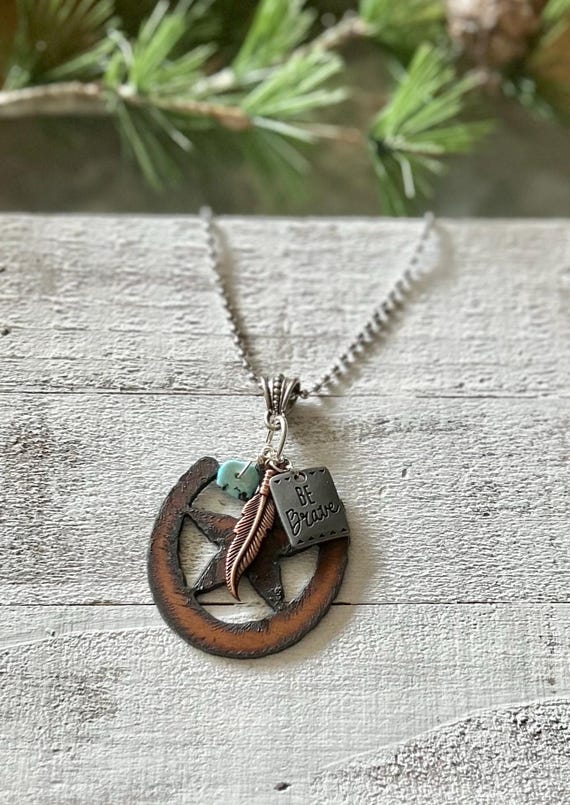 Horseshoe and Star Pendant Necklace