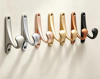 Gancho de pared de metal moderno, gancho de metal bronce vintage, para colgar batas y toallas, ganchos dobles para organizar el cuarto de lavado, el baño y la entrada.