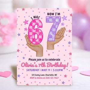 Ich war 6, jetzt bin ich 7 Geburtstagseinladung, bearbeitbare Canva-Vorlage, rosa lila Mädchen zum 7