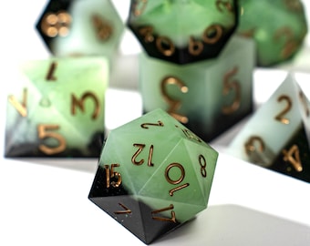 Green DND Dice Set,Jade Green Liquid Core Dice Set for magic game, Superior quality dice set for dnd Gifts, rpg d&d dice set for Gifts D20