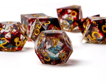 Juego de dados con núcleo líquido rojo sangre: 7 dados DND de resina transparente con purpurina negra, regalo de rol de vampiros góticos, juegos de fantasía oscura.