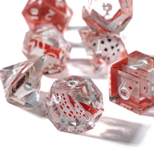 Playing Card Dice Set, Transparent Resin Polyhedral Dice, 7-Piece Poker Theme RPG Dice, DND Gaming Collection Dice Filled With Playing Cards