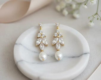Pareloorbellen bruiloft sieraden set bruidsketting gouden bruidssieraden parel bruidsoorbellen voor de bruid kristal en parelkettingen