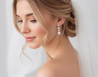 Pearl Drop Bridal Earrings: Crystal Dangle Wedding Jewelry