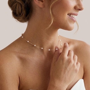 Conjunto de joyería nupcial minimalista de perlas para boda: collar y pulsera de perlas de agua dulce para novia, pulsera de perlas de oro.