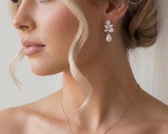 Wedding necklace and Earrings set pearl drop Wedding Jewelry set bridal Necklace pearl wedding earrings bridal jewelry set diamond and pearl
