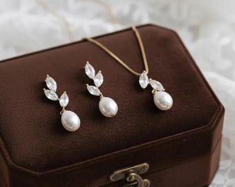 Bridal Jewelry Set pearl Drop wedding Earrings and Necklace set diamond and pearl dangle bridal earrings silver wedding jewellery set gold