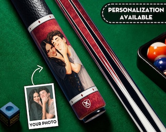 Encomende já o seu taco de bilhar personalizado em fibra de carbono com foto da família - Presente perfeito para o Dia dos Pais, ideal para casais e famílias. Taco de bilhar personalizado para o marido.