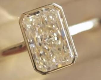 Anillo de compromiso de moissanita talla radiante de 3 quilates, anillo con engaste biselado, anillo solitario con halo oculto, anillo de boda de oro de 14 quilates, regalo de aniversario para ella.