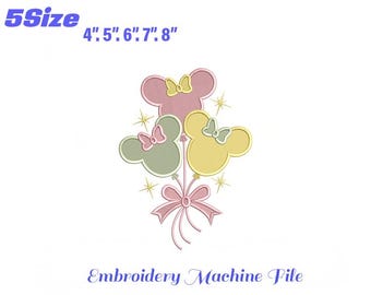 Puede incluir: Un archivo de máquina de bordar con tres globos con forma de cabeza de Mickey Mouse en rosa, verde y amarillo, cada uno con un lazo. El diseño incluye un lazo rosa en la parte inferior y detalles de estrellas. El texto en la parte superior dice "5 Size 4".5".6".7".8"" y "Embroidery Machine File" en la parte inferior.