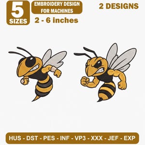 Könnte beinhalten: Zwei Maschinenstickmotive einer gelb-schwarzen Wespenfigur mit weißen Flügeln. Der Text lautet 5 SIZES, EMBROIDERY DESIGN FOR MACHINES, 2 - 6 inches, 2 DESIGNS und HUS - DST - PES - INF - VP3 - XXX - JEF - EXP. Die Wespe ist in zwei Posen dargestellt.