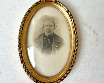 Marco antiguo dorado (15 cm x 10 cm) Cristal convexo abombado