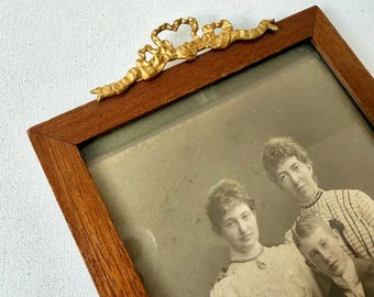 Antique Mahogany Wood Frame (19cm x 12cm)