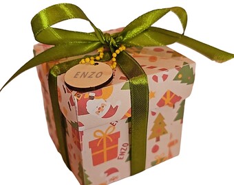 Cajas de regalo personalizadas, envoltorios y etiquetas personalizados