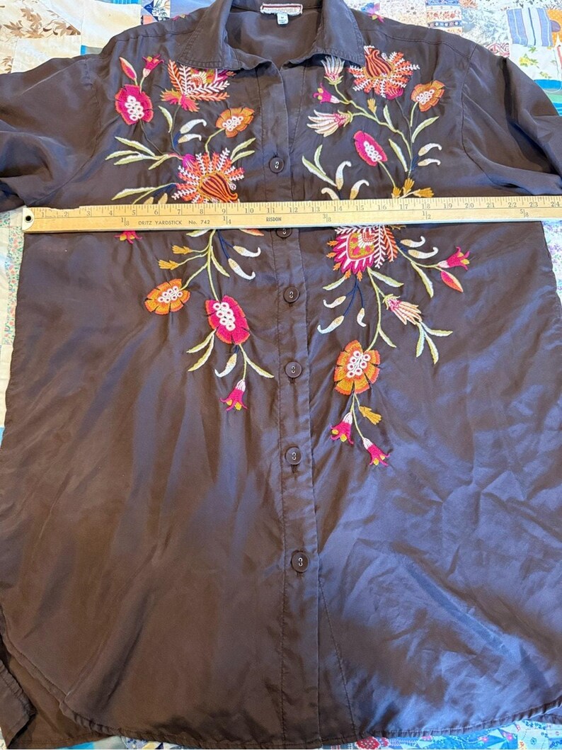 Johnny Was 100% Silk Embroidered Boho Tunic Blouse Floral Art To Wear artisan M image 6
