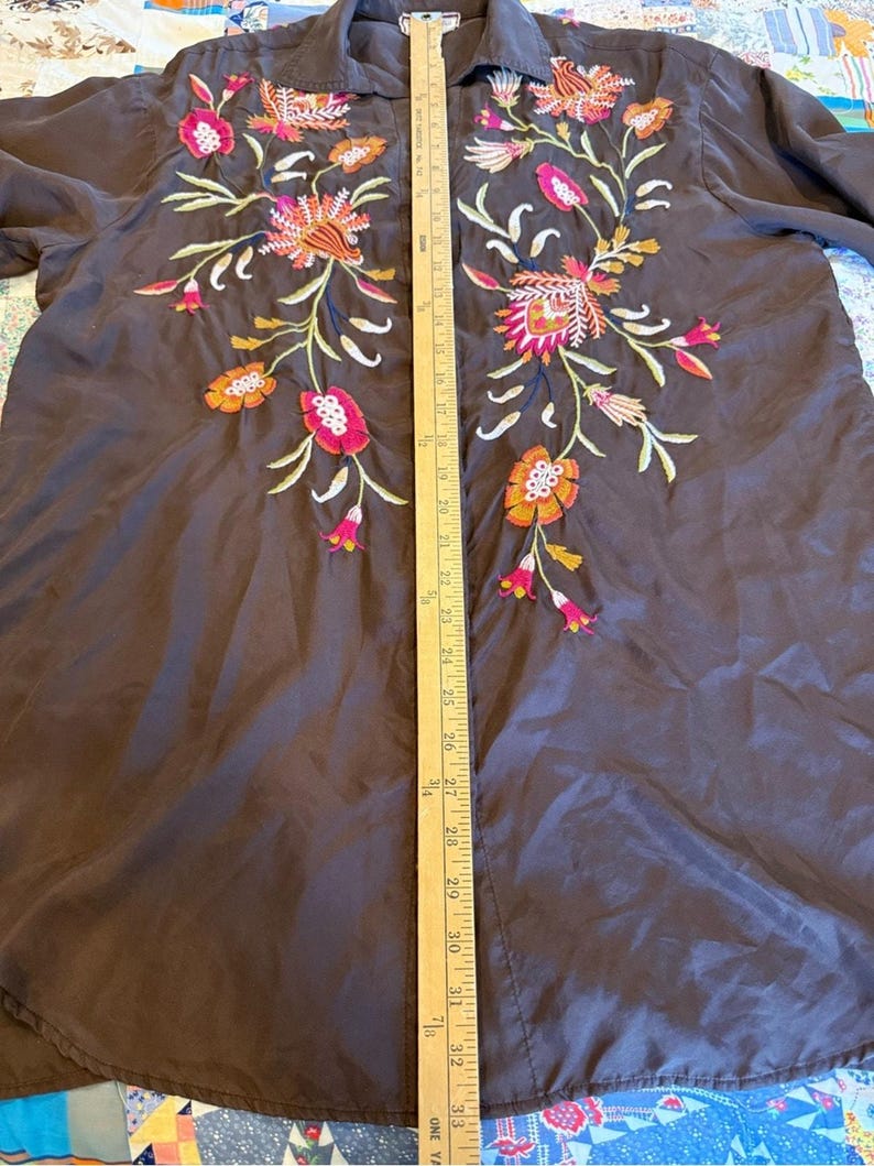 Johnny Was 100% Silk Embroidered Boho Tunic Blouse Floral Art To Wear artisan M image 7