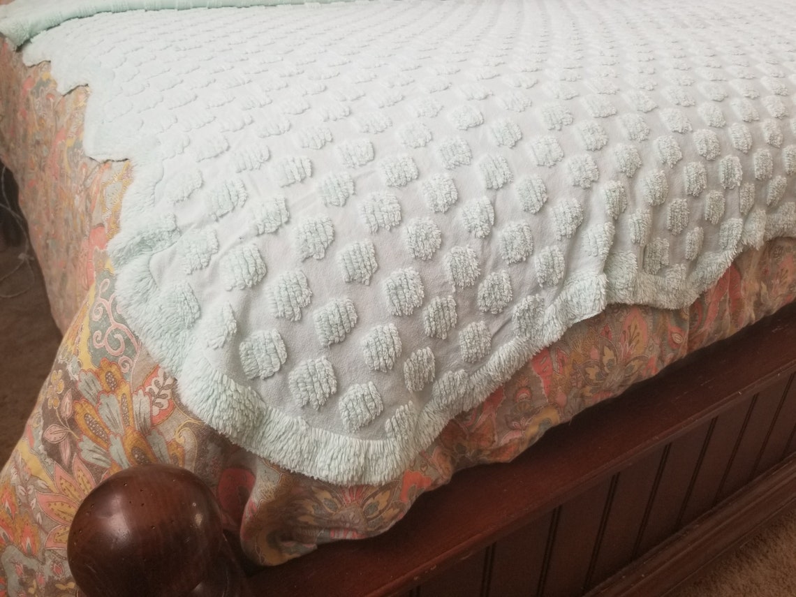 Beautiful 65 X 97 Chenille Bed Cover Chenille Etsy