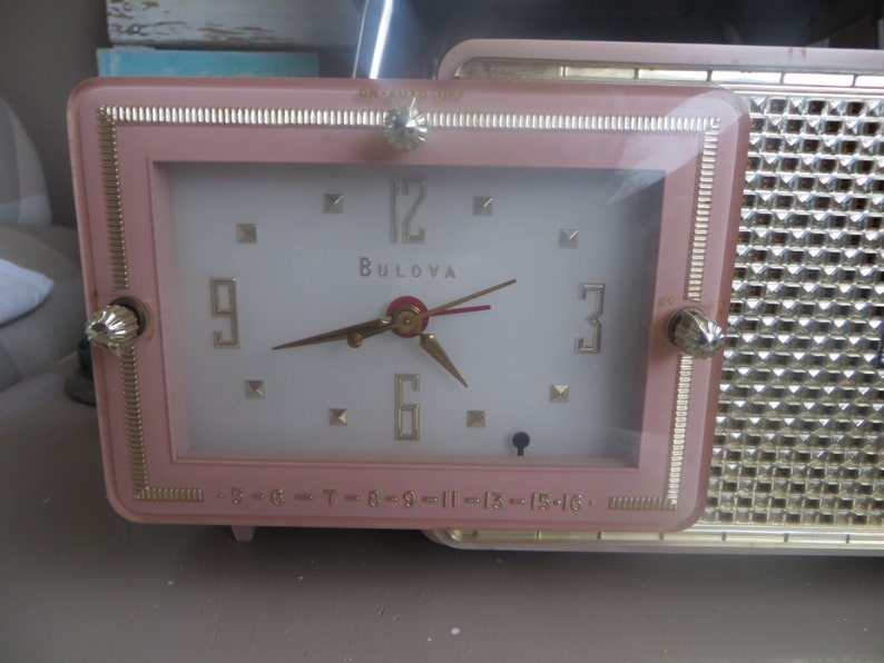 pink radio clock pink radio clock