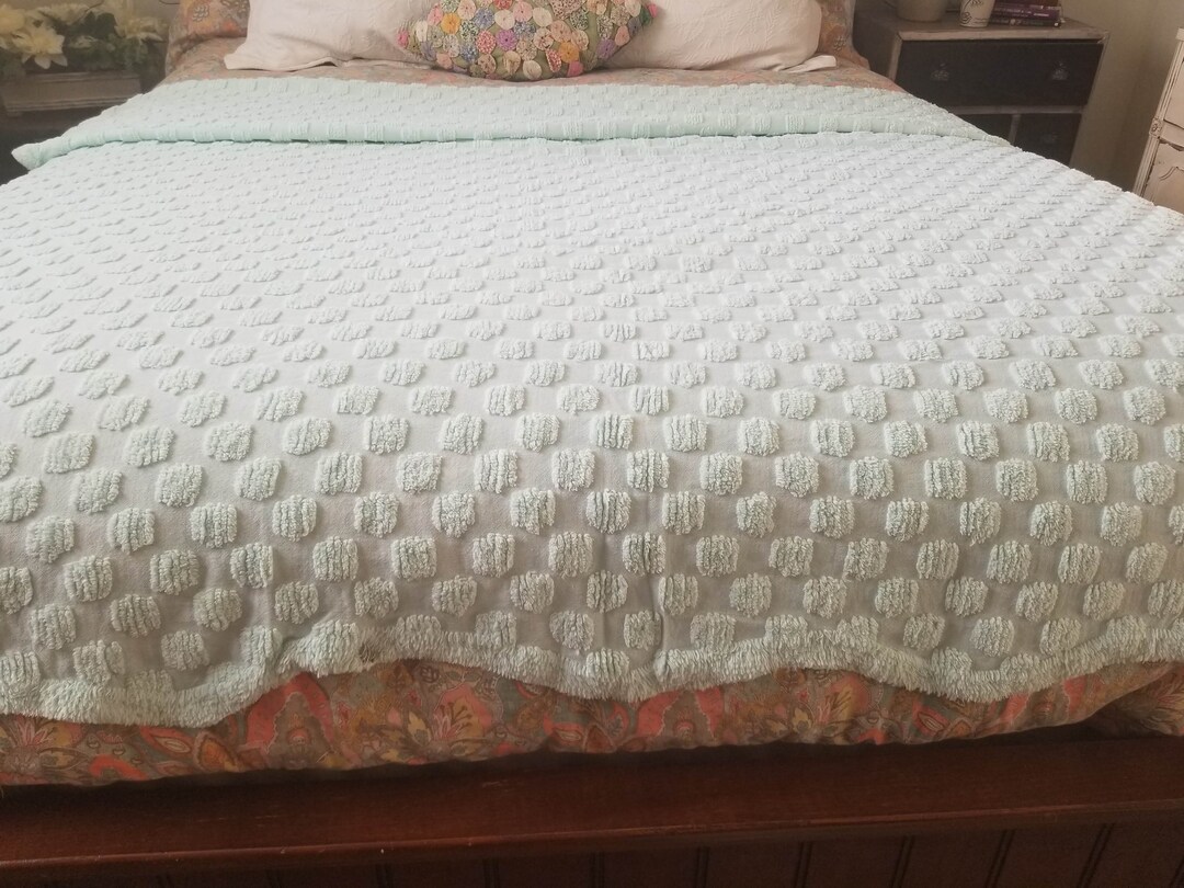 Beautiful 65 X 97 Chenille Bed Cover Chenille Etsy