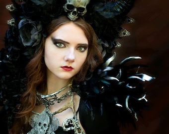 Black Feather Shoulder Armor: Spiked Elf Pauldrons, LARP Costume