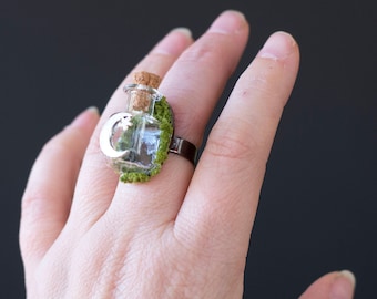 Moon Potion Bottle Ring, Moon Ring, Fairycore Jewelry, Potion Bottle Jewelry, Cottagecore Jewelry, Fairy Costume, Potion Bottles