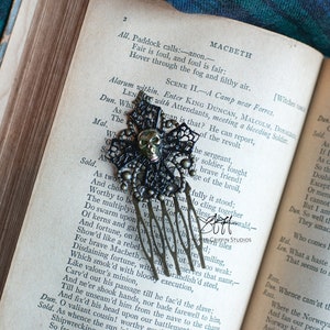 Gothic Skull Hair Comb, Vampire Hair Comb, Black Skull Hair Comb, Decorative Hair Comb, Gothic Wedding Hair Comb, Halloween Hair Clip