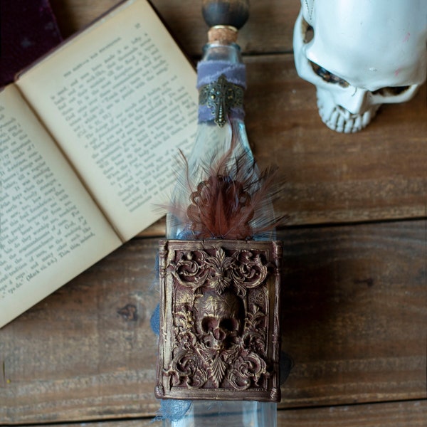 Gothic Skull Potion Bottle, DIY Potion Bottle, Make Your Own Potion, Fillable Potion Bottle, Halloween Potion Bottle, Skull Decanter