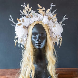 Snow White Headdress - Etsy display picture 1