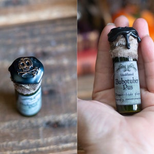 Mini Wizard School Potion Bottle, Potions Class, Potion Bottle, Movie Props, Wizarding School, Witch Potions, Holiday Gift Idea image 3