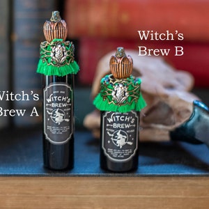 Mini Halloween Potion Bottles, Witch Potion Bottles, Halloween Decor, Altered Glass Bottle, Wizard Potion, Halloween Party, Wizarding School image 4