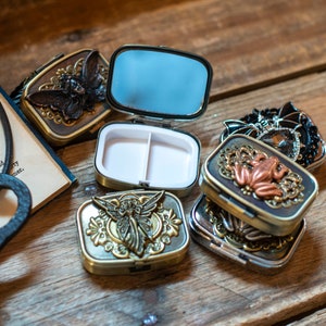 Boîte à pilules à deux compartiments, Boîte à pilules divisée, Miroir de poche, Boîte à pilules de voyage, Boîte fée des dents, Boîte de suppléments, Organiseur de voyage