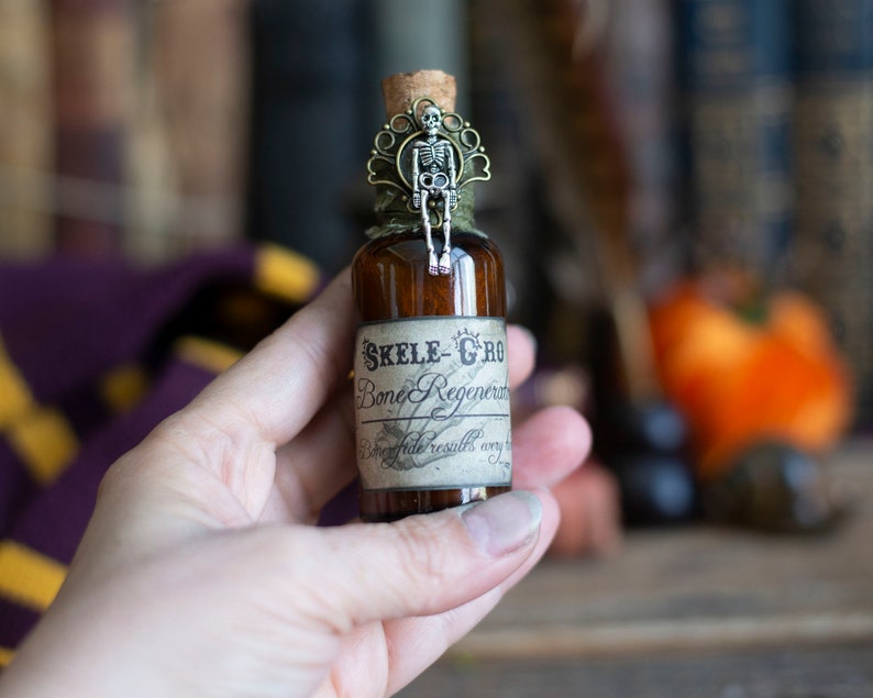 Mini Wizard School Potion Bottle, Potions Class, Potion Bottle, Movie Props, Wizarding School, Witch Potions, Holiday Gift Idea image 7