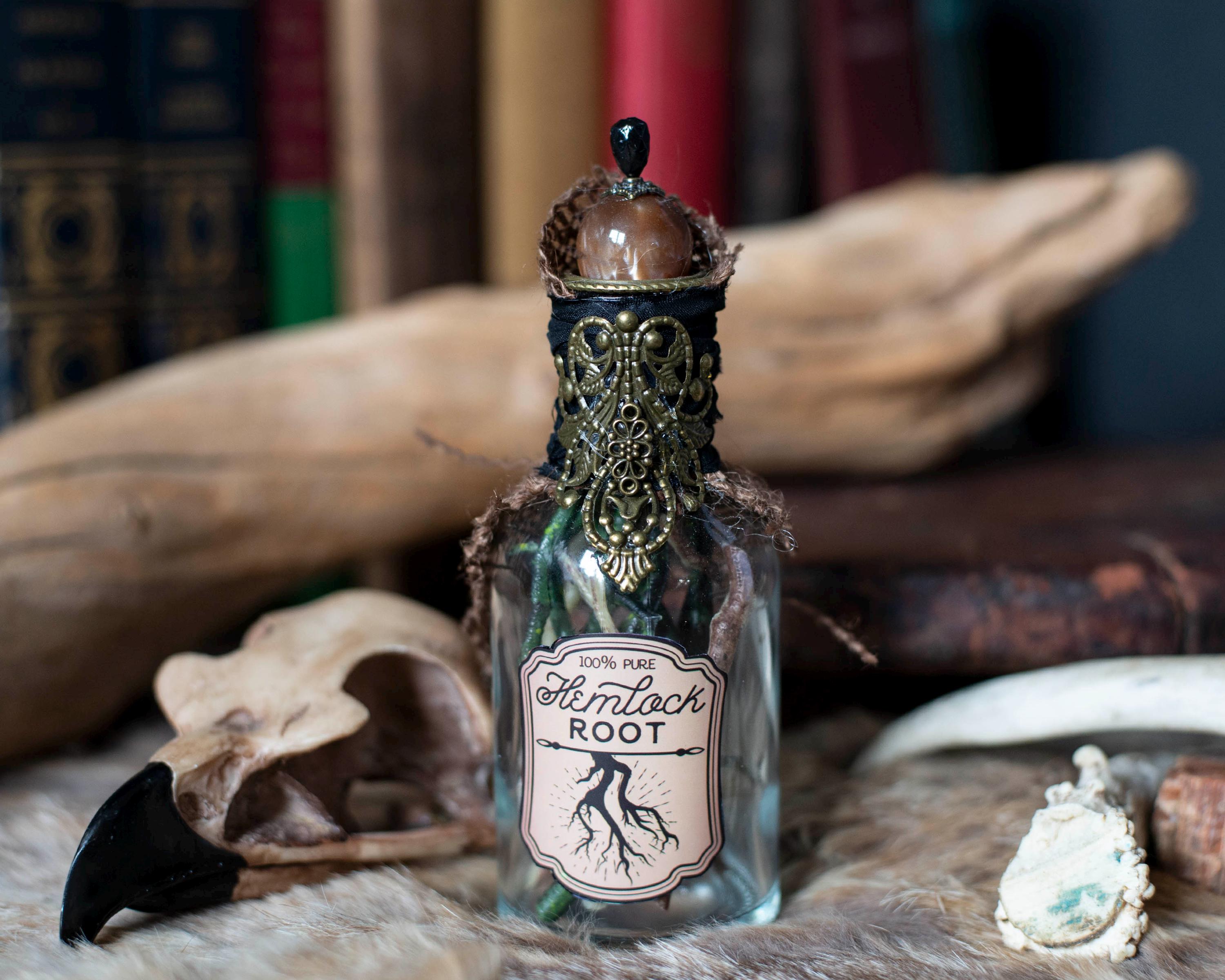 大人気の商品 AlchemyGothic R96aQ BLACK HEMLOCK 【公式通販】