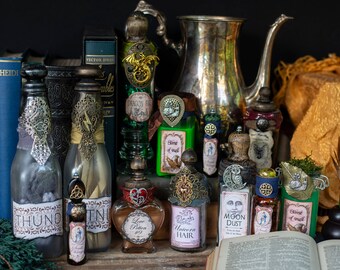 Magic Potion Bottles, Fairy Potions, Altered Bottle Art, Fairy Magic, Good Magic, White Magic Potion Bottles, Apothecary Bottles, Assemblage