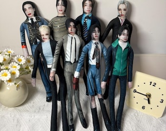 Bambola di peluche astratta SKZOO degli Stray Kids, giocattolo da collezione per fan K-Pop STAY di That&This