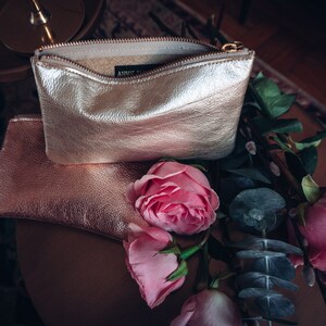 Cartera de piel dorada MAE. Cartera de piel color champán. Cartera de piel dorada. Cartera pequeña de piel. Cartera de boda dorada imagen 8