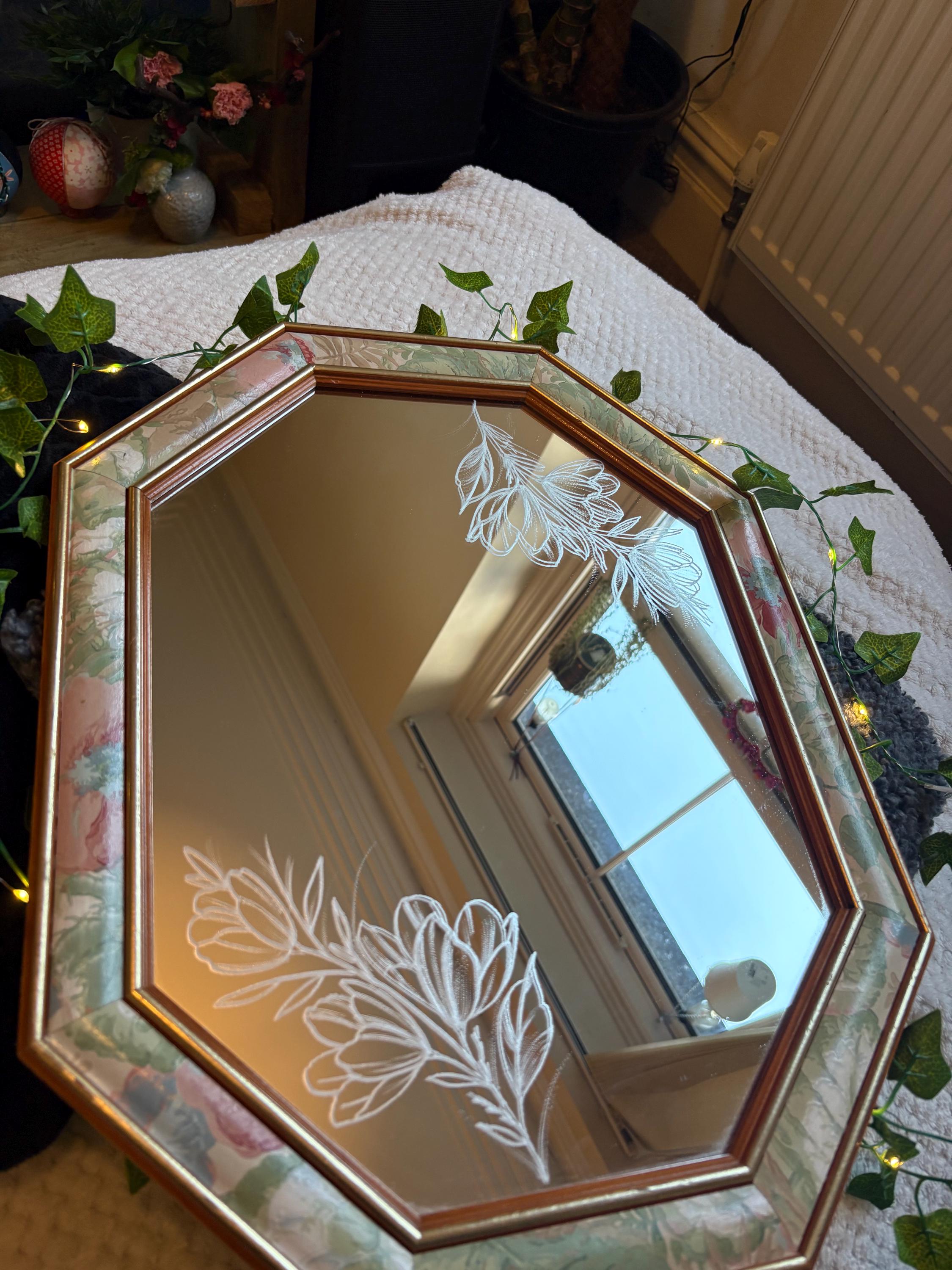 Vintage Etched Floral Mirror - Etsy Canada
