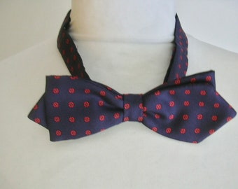 Vintage Jacques Germain marineblauw rood polka dot zijden vlinderdas