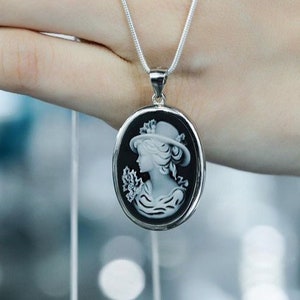 Cameo Necklace, Sterling Silver Pendant, Gift For New Mom, Vintage Style Jewelry, Statement Pendant, 925 Silver Jewelry, Portrait Pendant