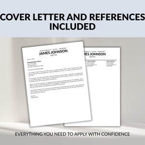 Op de afbeelding: Twee witte vellen papier met tekst, &eacute;&eacute;n met een sollicitatiebrief en de andere met referenties. De tekst "COVER LETTER AND REFERENCES INCLUDED" staat bovenaan. De tekst "EVERYTHING YOU NEED TO APPLY WITH CONFIDENCE" staat onderaan.