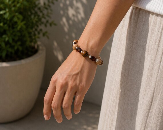 Agate with Freshwater Pearls and Glass Bracelet