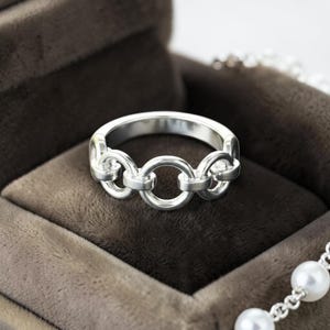 Anillo de cadena de plata de ley / Anillo moderno y llamativo / Joyería hecha a mano / Regalo unisex apilable