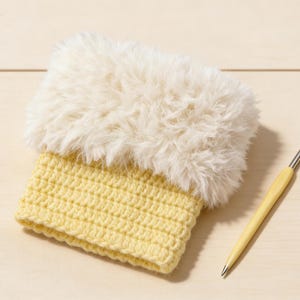 Fashion Boot Toppers Crochet Pattern PDF for Beginners with Faux Fur Cuffs, Instant Download