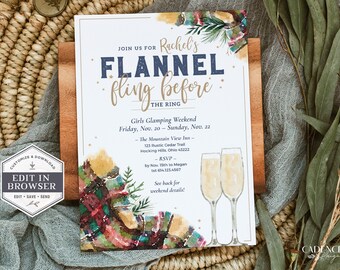 Könnte beinhalten: Eine druckbare Einladung zu einem Mädels-Glamping-Wochenende mit dem Text "Rachel's Flannel Fling Before The Ring" in goldenen und blauen Buchstaben. Die Einladung zeigt eine Aquarell-Illustration eines karierten Flanellhemds, Kiefernästen und zwei Champagnergläsern.
