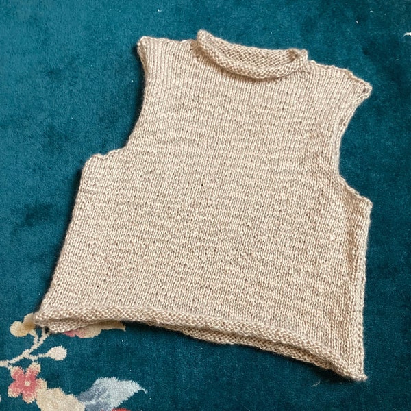 Promo ! Modèle de tricot de gilet en laine. Modèle sans manches. Gilet d'hiver avec bords retroussés. Taille S/M, L/XL