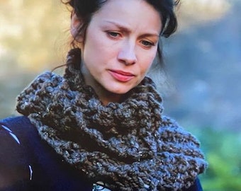 Outlander Claire cowl 001 . Knitting pattern  cowl .   English,