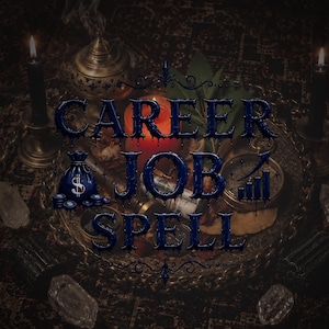 Puede incluir: Una composición oscura y atmosférica con el texto CAREER JOB SPELL en una fuente azul que gotea. La escena incluye dos velas negras, un quemador de incienso de metal, un icono de bolsa de dinero con signo de dólar y una brújula sobre una superficie.
