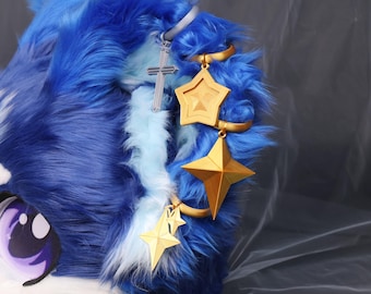 Orecchini Fursuit stampati in 3D PLA con stella e croce, colore e dimensioni personalizzabili, accessorio per cosplay, stile furry convention, decorazione per outfit a tema, regalo