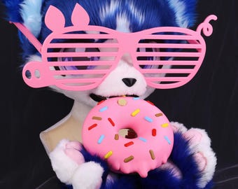 Ventilatore portatile ricaricabile a forma di ciambella alla fragola per fursuit, stampato in 3D in PLA, accessorio rinfrescante per il collo, idea regalo.