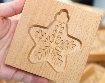Emporte-pièce en forme de flocon de neige étoilé en bois de hêtre